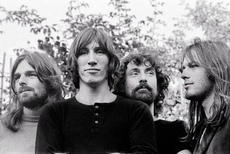 Pink Floyd anuncia novo álbum de compilação incluindo versão estendida de faixa clássica.